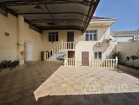 Satılır 8 otaqlı köhnə tikili 197 m² — Bakı, Suraxanı 8 otaq 197.00 m²