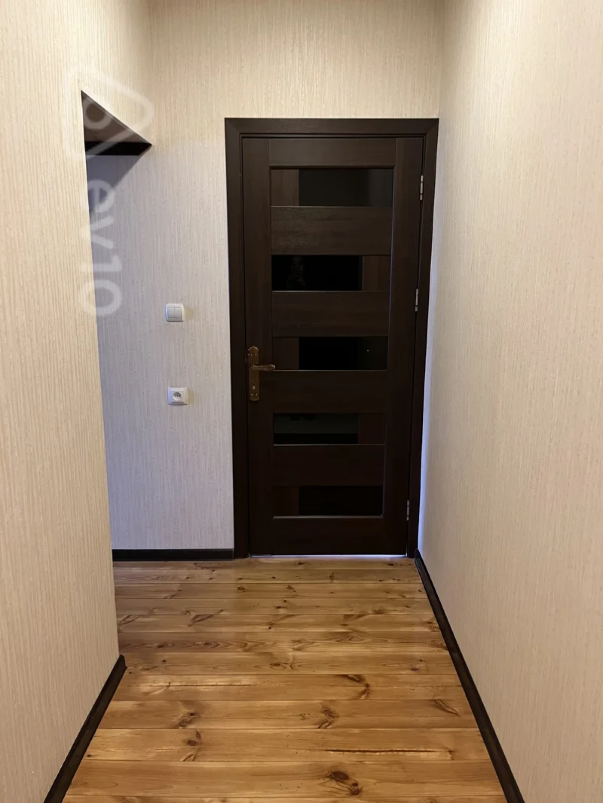 Satılır 1 otaqlı köhnə tikili 35 m²