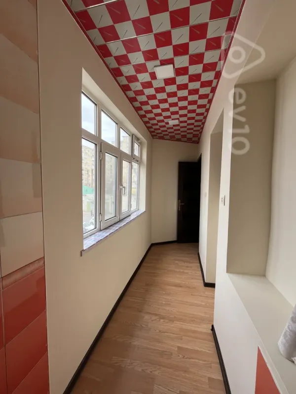 Satılır 1 otaqlı köhnə tikili 35 m²