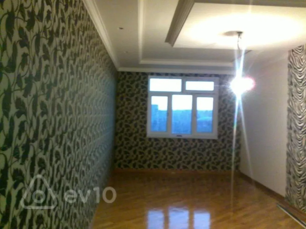 Satılır 2 otaqlı yeni tikili 100 m²