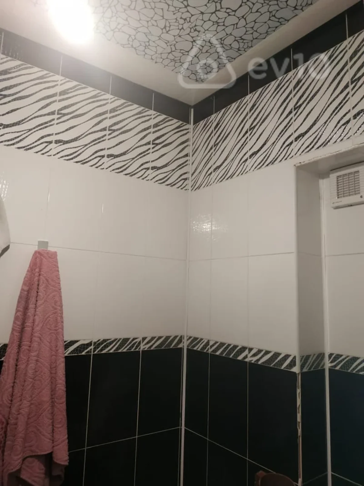 Satılır 2 otaqlı yeni tikili 100 m²