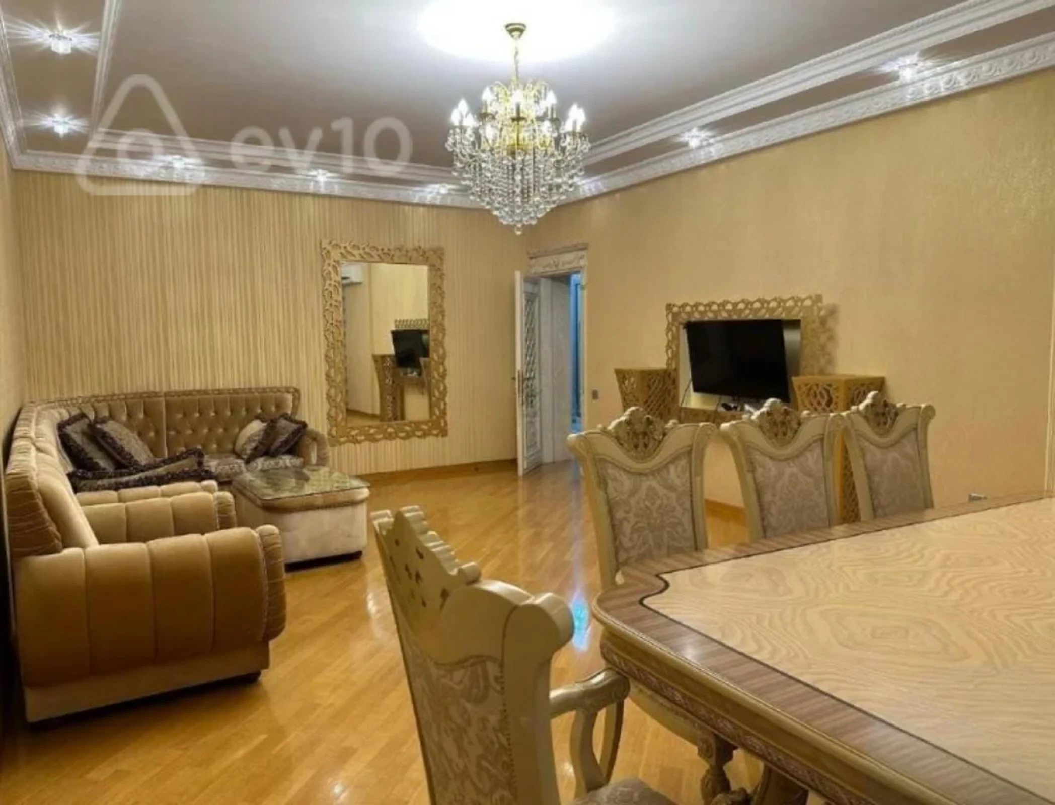 Kirayə verilir 2 otaqlı yeni tikili 110 m²