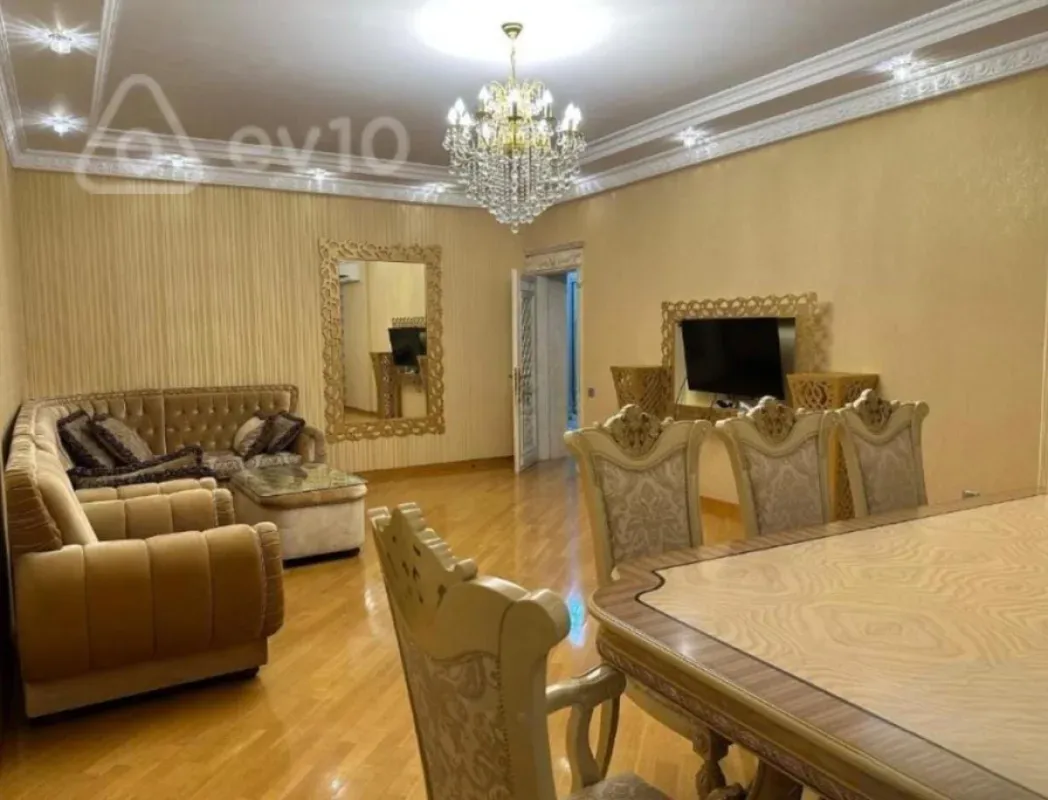 Kirayə verilir 2 otaqlı yeni tikili 110 m²