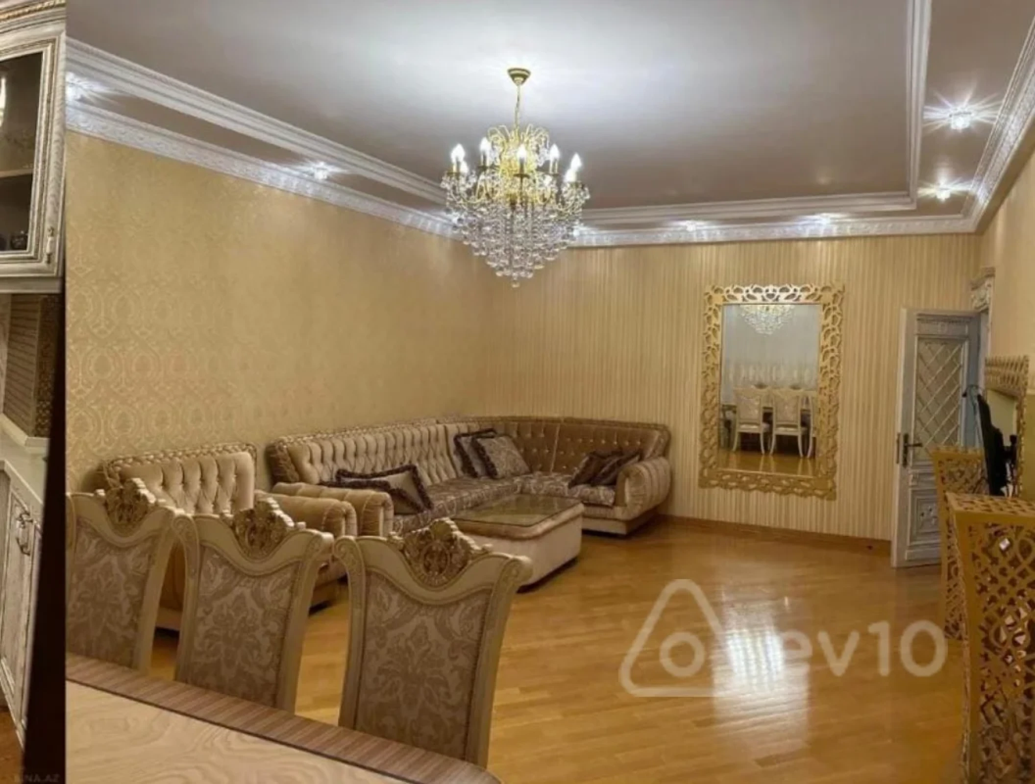 Kirayə verilir 2 otaqlı yeni tikili 110 m²