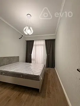 Kirayə verilir 3 otaqlı yeni tikili 75 m²