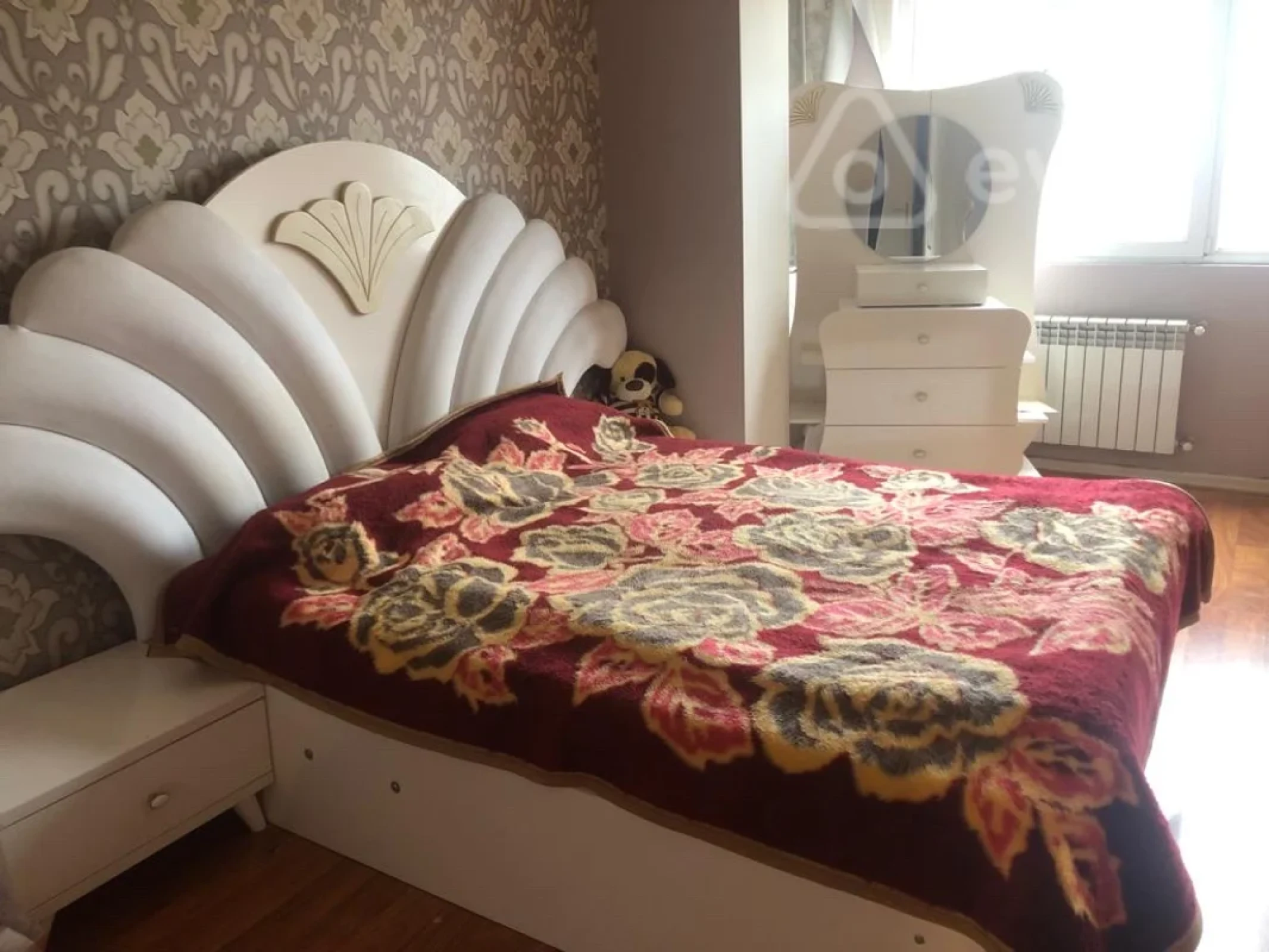 Kirayə verilir 2 otaqlı köhnə tikili 55 m²