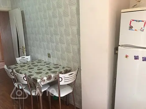 Kirayə verilir 2 otaqlı köhnə tikili 55 m²