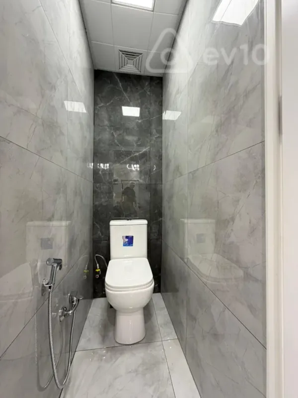 Kirayə verilir 3 otaqlı köhnə tikili 90 m²