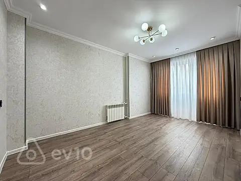 Kirayə verilir 3 otaqlı köhnə tikili 90 m²