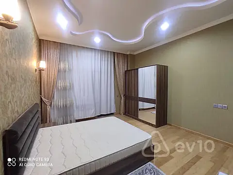 Kirayə verilir 3 otaqlı yeni tikili 115 m²