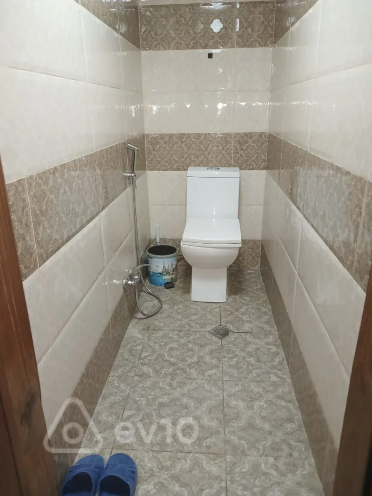 Kirayə verilir 2 otaqlı köhnə tikili 60 m²