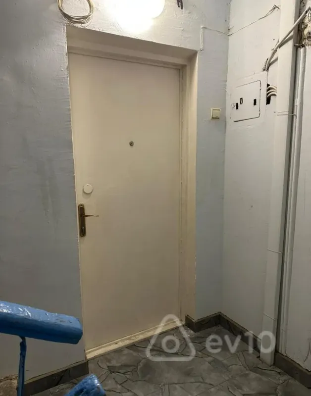 Satılır 2 otaqlı köhnə tikili 50 m²