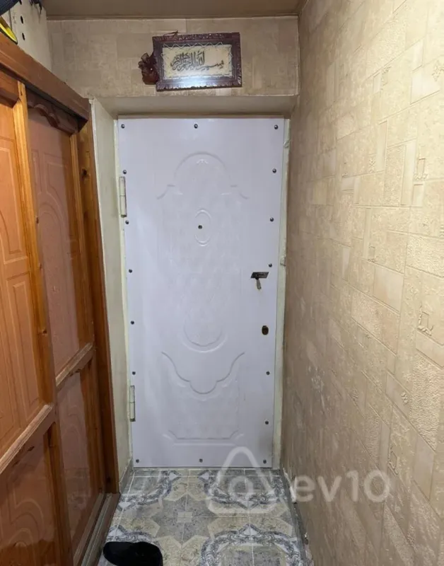 Satılır 2 otaqlı köhnə tikili 50 m²