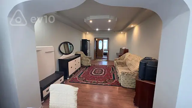 Kirayə verilir 3 otaqlı köhnə tikili 75 m² — Bakı, Nizami 3 otaq 75.00 m²