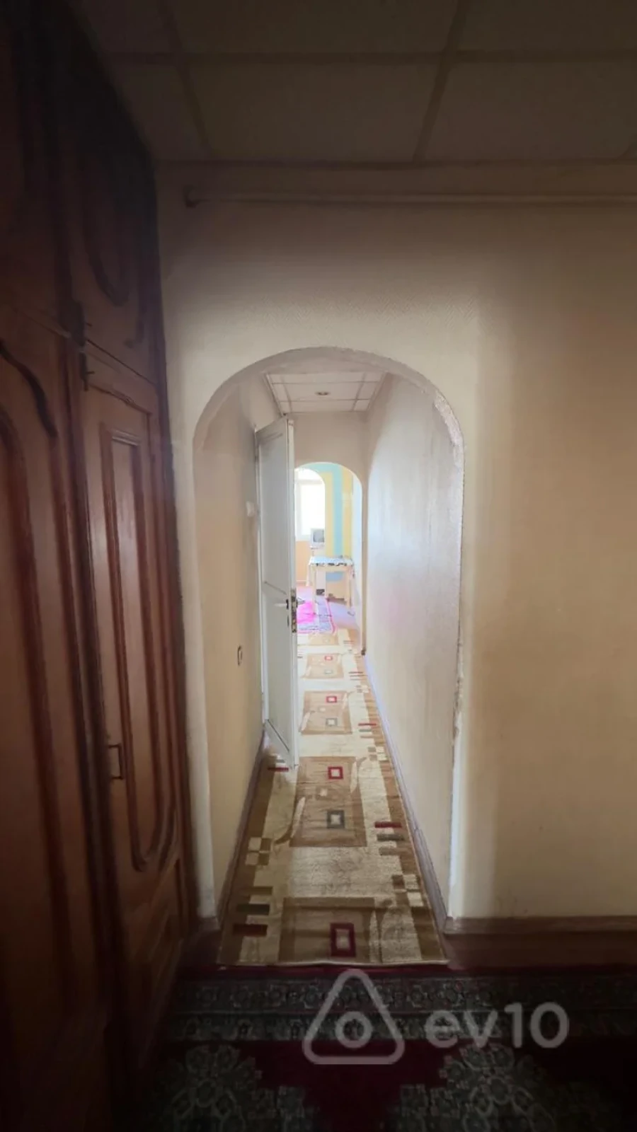 Kirayə verilir 3 otaqlı köhnə tikili 75 m²