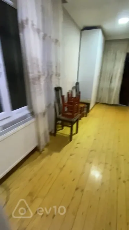 Kirayə verilir 4 otaqlı həyət evi 140 m²