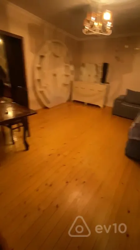 Kirayə verilir 4 otaqlı həyət evi 140 m²