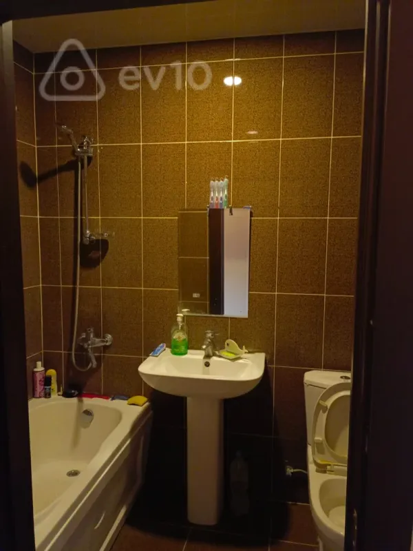 Satılır 2 otaqlı yeni tikili 57 m²