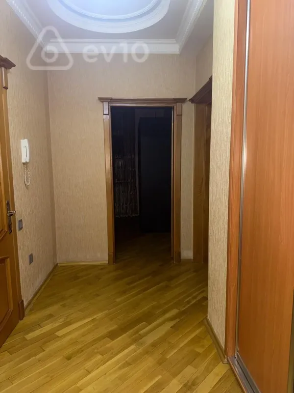 Kirayə verilir 2 otaqlı yeni tikili 60 m²