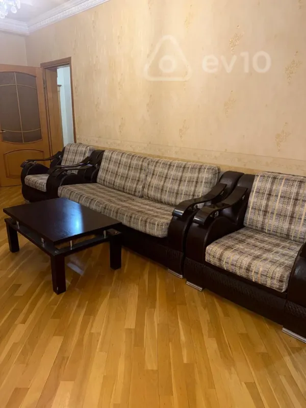 Kirayə verilir 2 otaqlı yeni tikili 60 m²