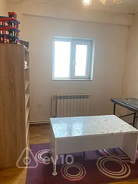 Kirayə verilir 4 otaqlı yeni tikili 100 m²