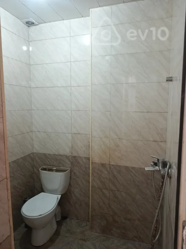 Kirayə verilir 3 otaqlı həyət evi 5 m²