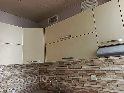 Kirayə verilir 3 otaqlı həyət evi 5 m²