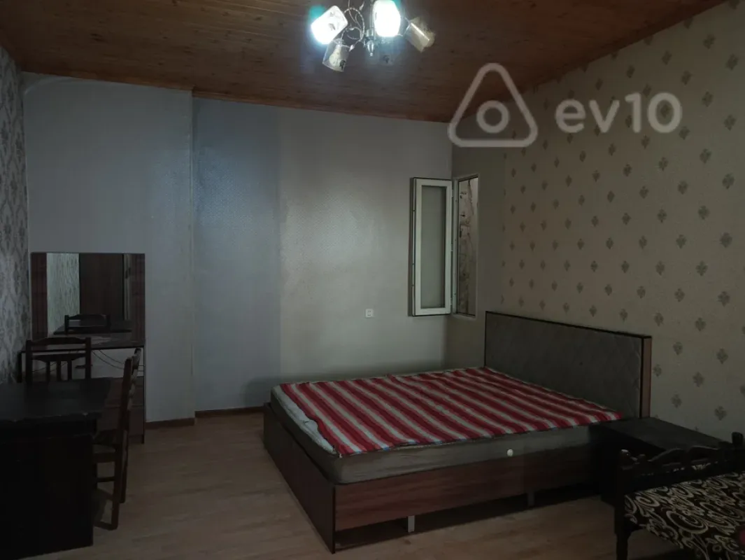 Kirayə verilir 3 otaqlı həyət evi 5 m²