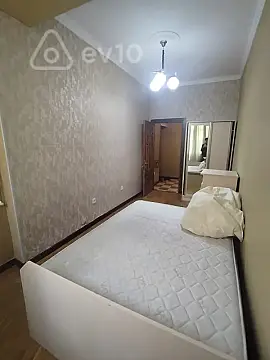 Kirayə verilir 2 otaqlı yeni tikili 70 m²