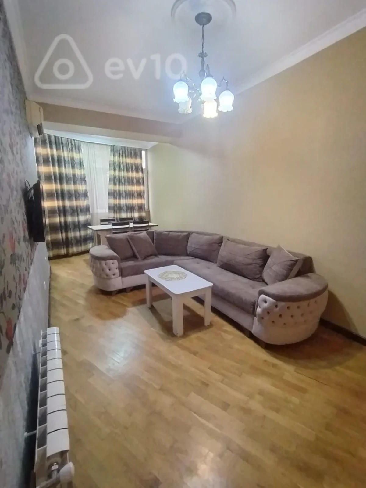 Kirayə verilir 2 otaqlı yeni tikili 70 m²