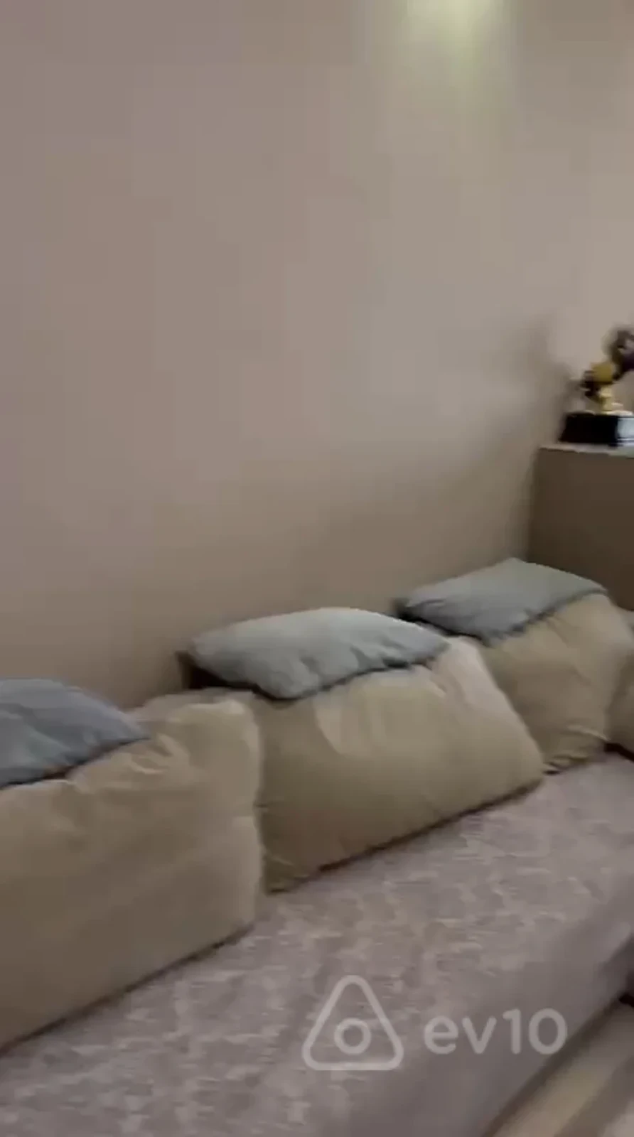 Kirayə verilir 3 otaqlı yeni tikili 105 m²