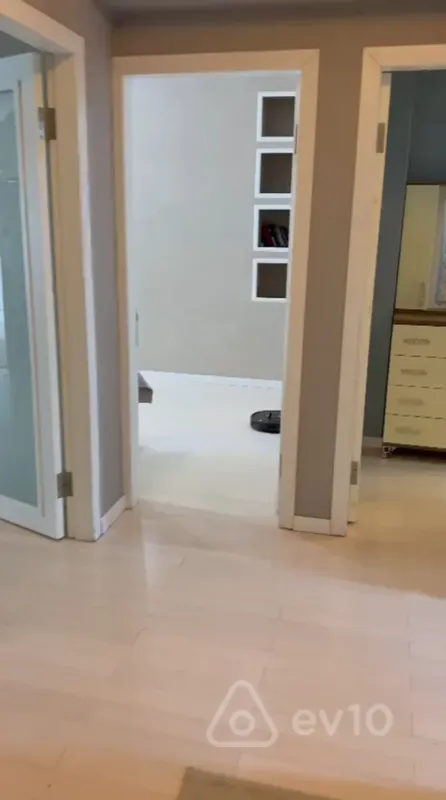 Kirayə verilir 3 otaqlı yeni tikili 105 m²