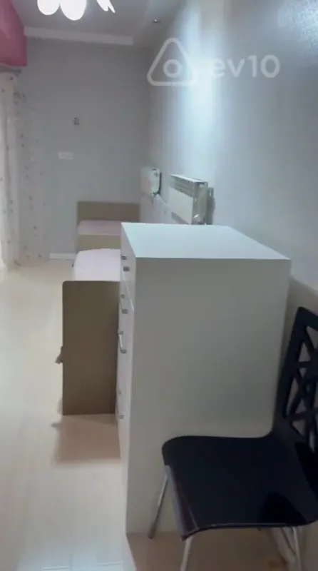 Kirayə verilir 3 otaqlı yeni tikili 105 m²