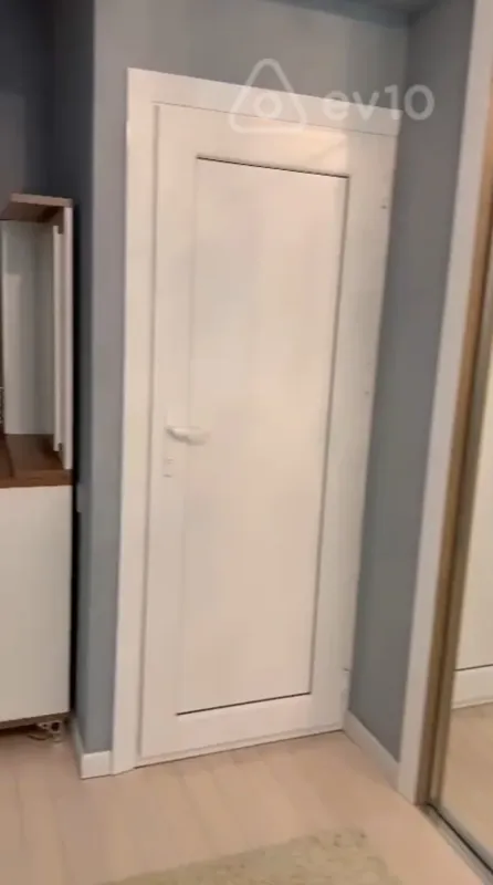 Kirayə verilir 3 otaqlı yeni tikili 105 m²