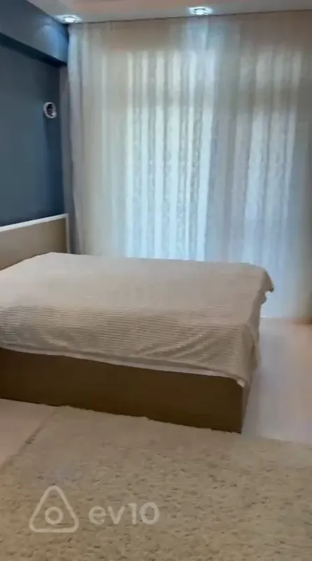 Kirayə verilir 3 otaqlı yeni tikili 105 m²