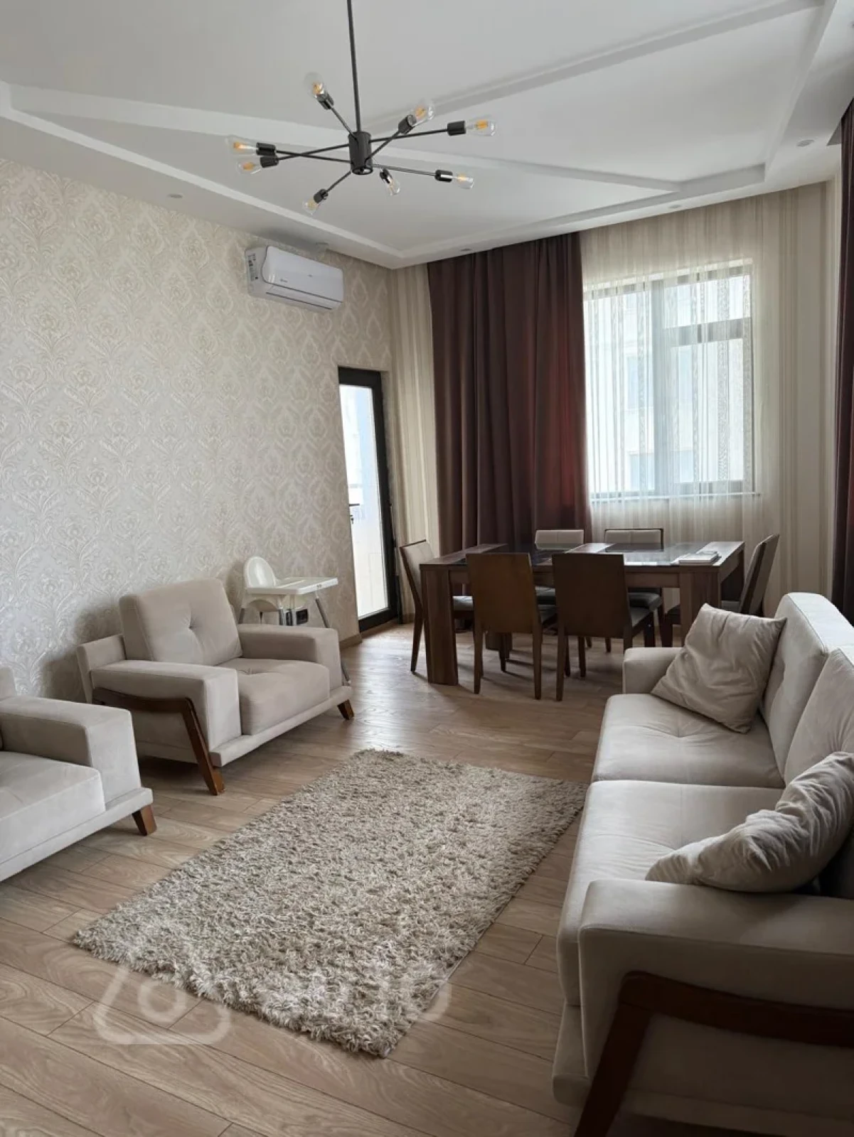 Kirayə verilir 2 otaqlı yeni tikili 100 m²