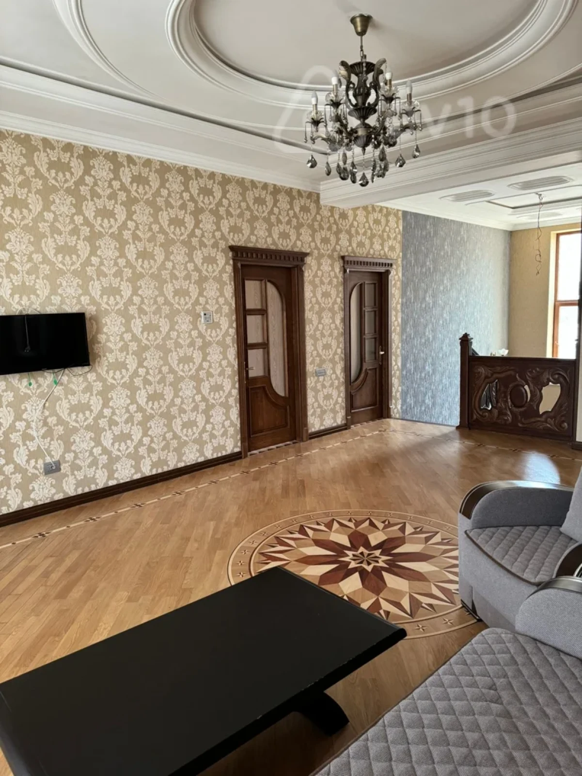 Kirayə verilir 6 otaqlı həyət evi 450 m²
