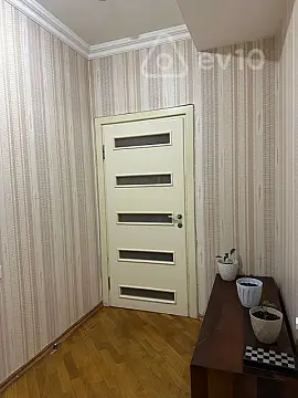 Kirayə verilir 2 otaqlı yeni tikili 78 m²