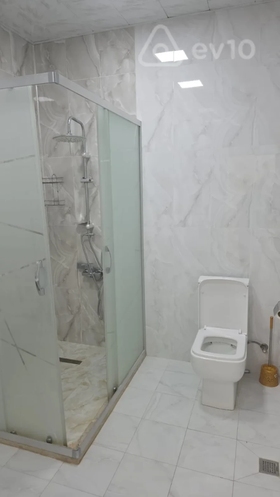 Kirayə verilir 2 otaqlı yeni tikili 95 m²