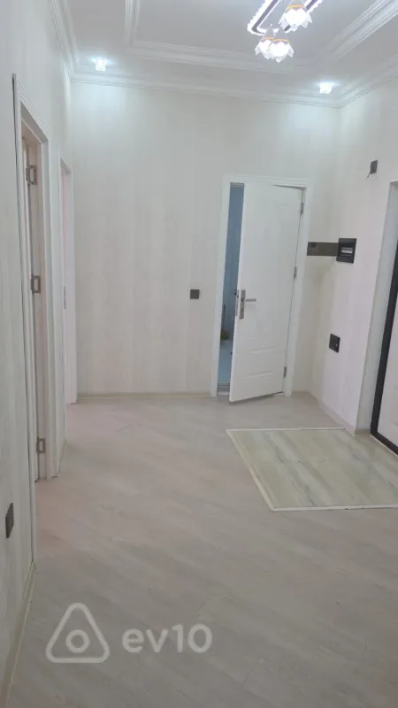 Kirayə verilir 2 otaqlı yeni tikili 95 m²