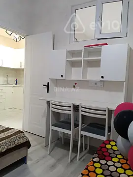 Kirayə verilir 3 otaqlı yeni tikili 60 m²