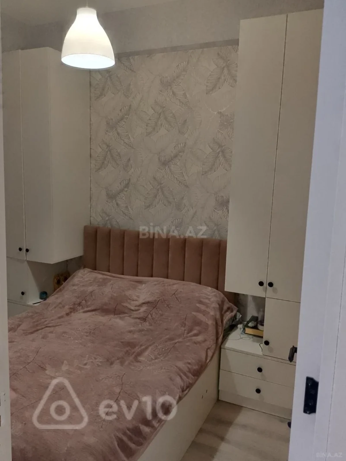 Kirayə verilir 3 otaqlı yeni tikili 60 m²