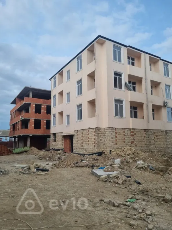 Satılır 3 otaqlı yeni tikili 78 m²