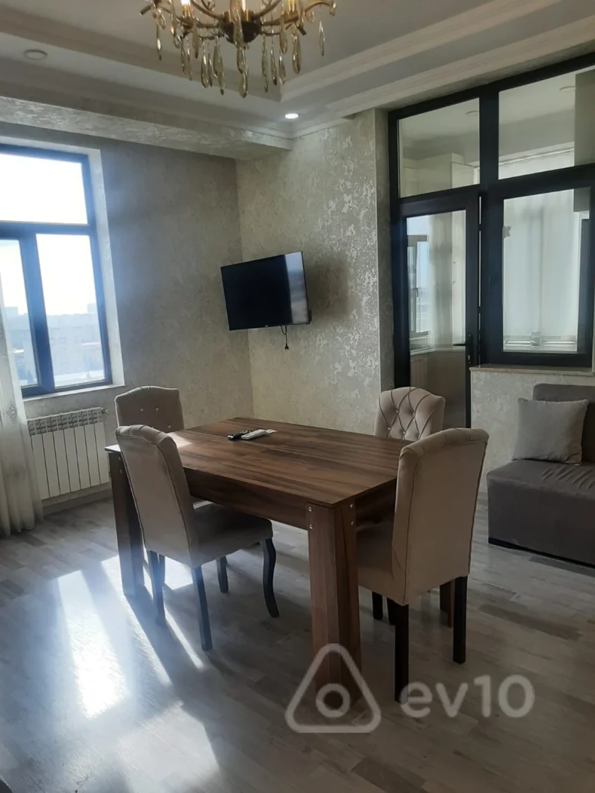Kirayə verilir 2 otaqlı yeni tikili 55 m²