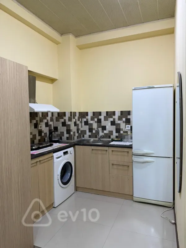 Kirayə verilir 1 otaqlı yeni tikili 30 m²