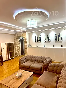 Kirayə verilir 3 otaqlı köhnə tikili 120 m² — Bakı, Səbail 3 otaq 120.00 m²