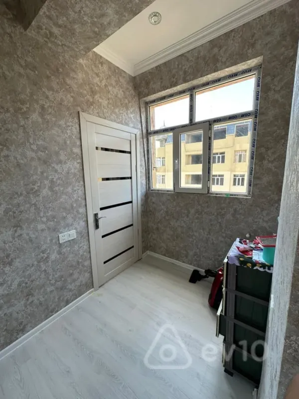 Kirayə verilir 2 otaqlı yeni tikili 45 m²