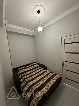 Kirayə verilir 2 otaqlı yeni tikili 45 m²