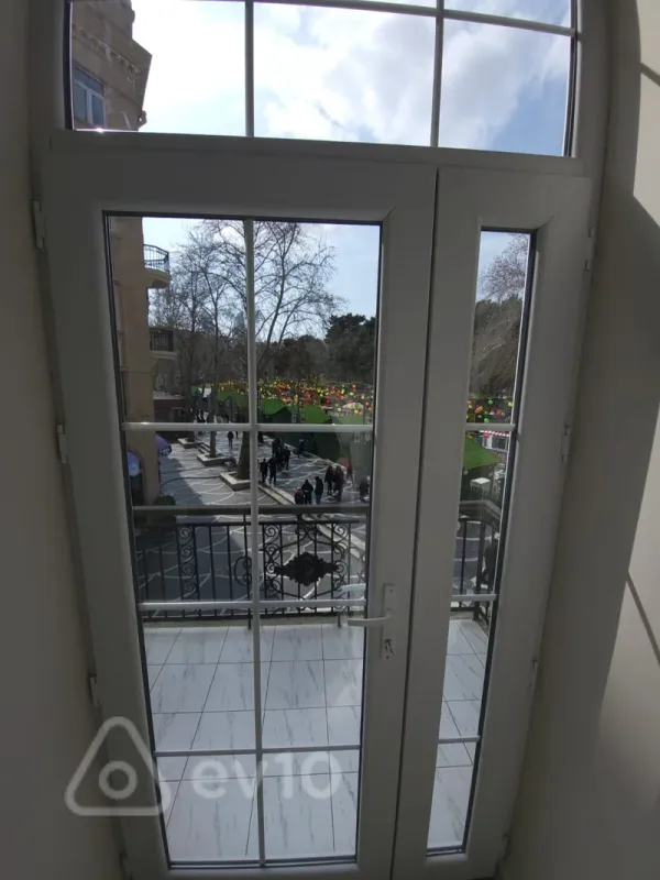 Kirayə verilir 1 otaqlı köhnə tikili 40 m²