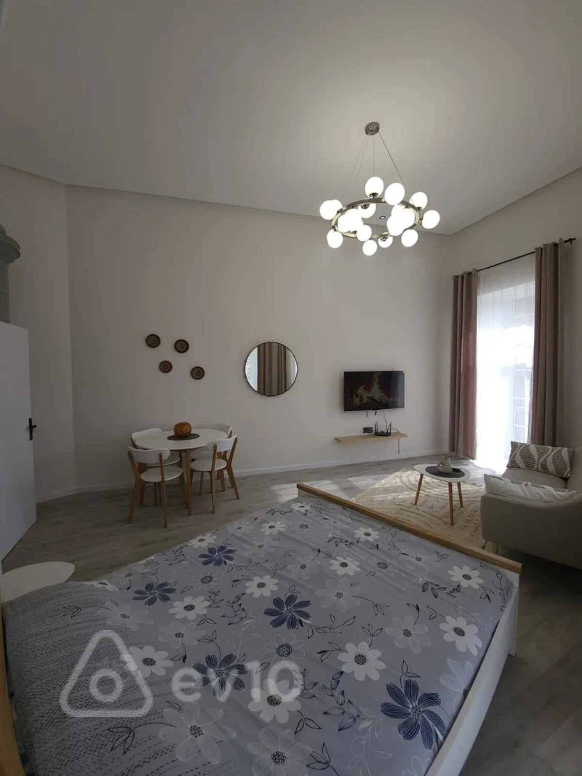 Kirayə verilir 1 otaqlı köhnə tikili 40 m²